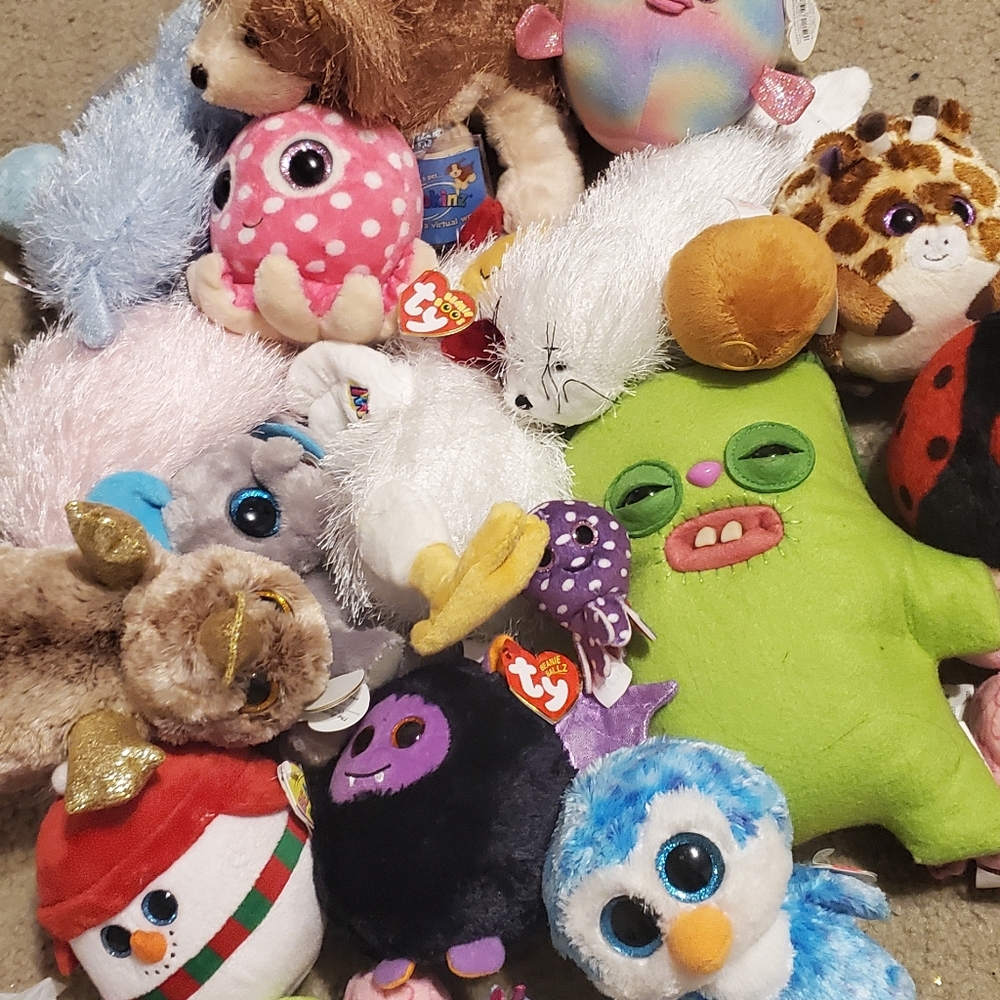 Lot of brand new stuffed animals❤